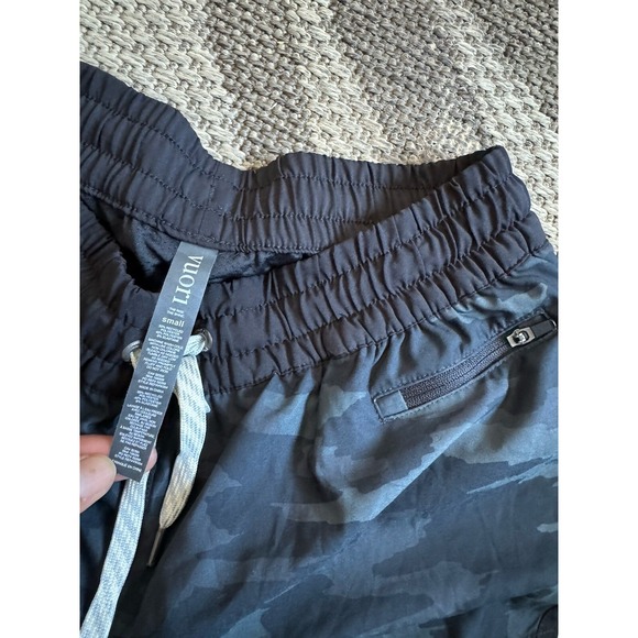 Vuori Shorts Womens Small Black Gray Camo Clementine Athletic Drawstring - Picture 4 of 4